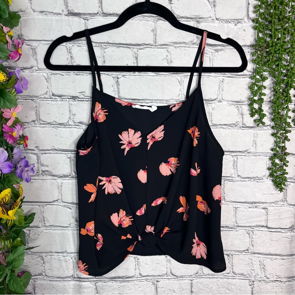 |🌼3/$30🌼Lush Black Floral Printed Spaghetti Strap Blouse Size Small